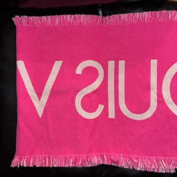 Louis Vuitton Wool Cashmere Echarpes Team Scarf Pink - Picture 8 of 13